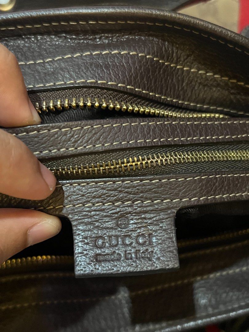Gucci GG Canvas Web/Horsebit Pelham tote (Category: Tote Bags) located in Las Pinas. Submitted by dhliacmp (Listing ID 1470020995, Image 2). Description: Rank A .