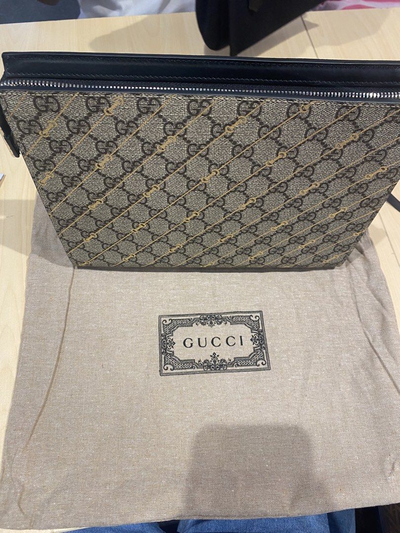 Gucci horsebit clutches (Category: Belt bags, Clutches and Pouches) located in Manila. Submitted by swiftrabbit_1b4093 (Listing ID 1470009765, Image 1). Description: .