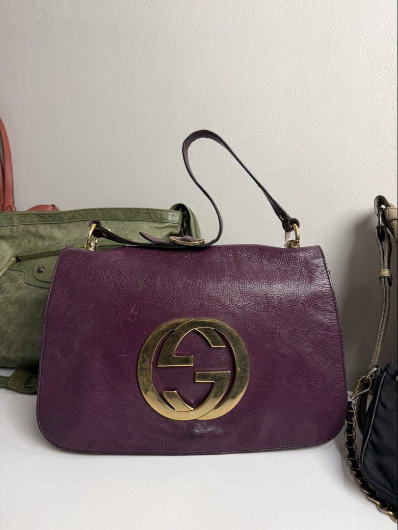 GUCCI RARE BAG ALL LEATHER (Category: Luxury Bags & Wallets) located in Makati City. Submitted by moiobsession (Listing ID 1470086102, Image 1). Description: authentic.