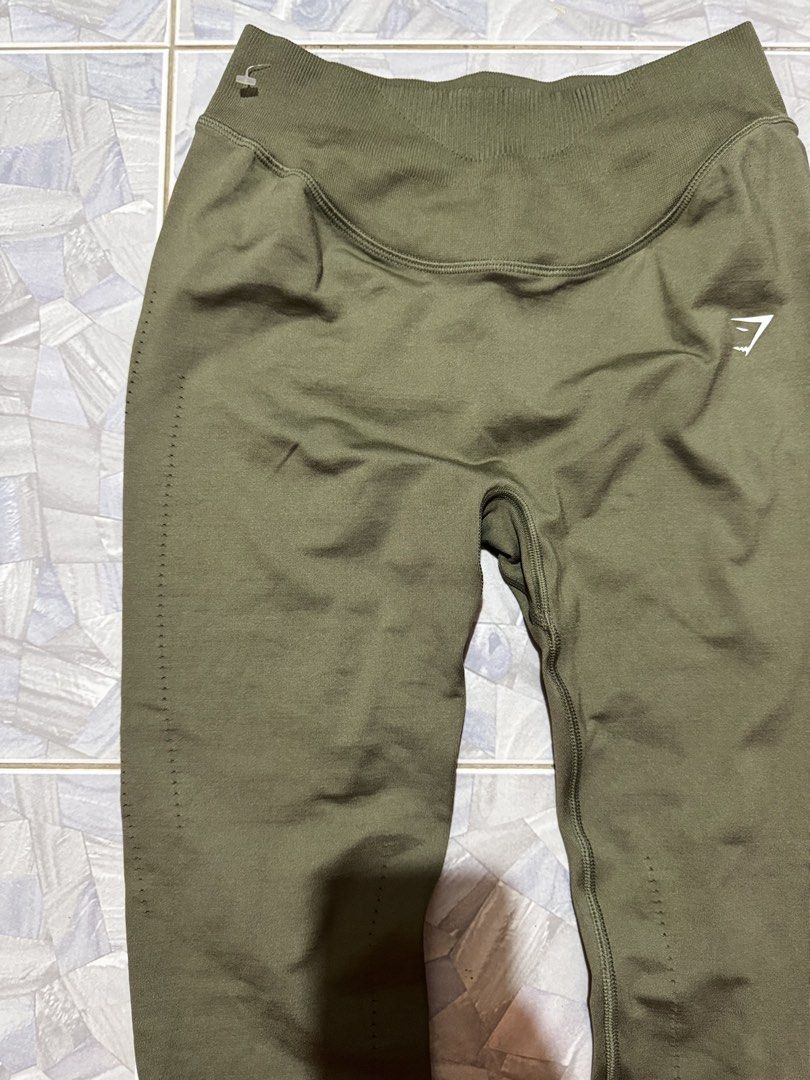 GYMSHARK (Category: Other Bottoms) located in Argao. Submitted by janmaning-0624l95 (Listing ID 1470015288, Image 3). Description: Gymshark workwear legging Size small Excellent condition Issues cuttag 900.