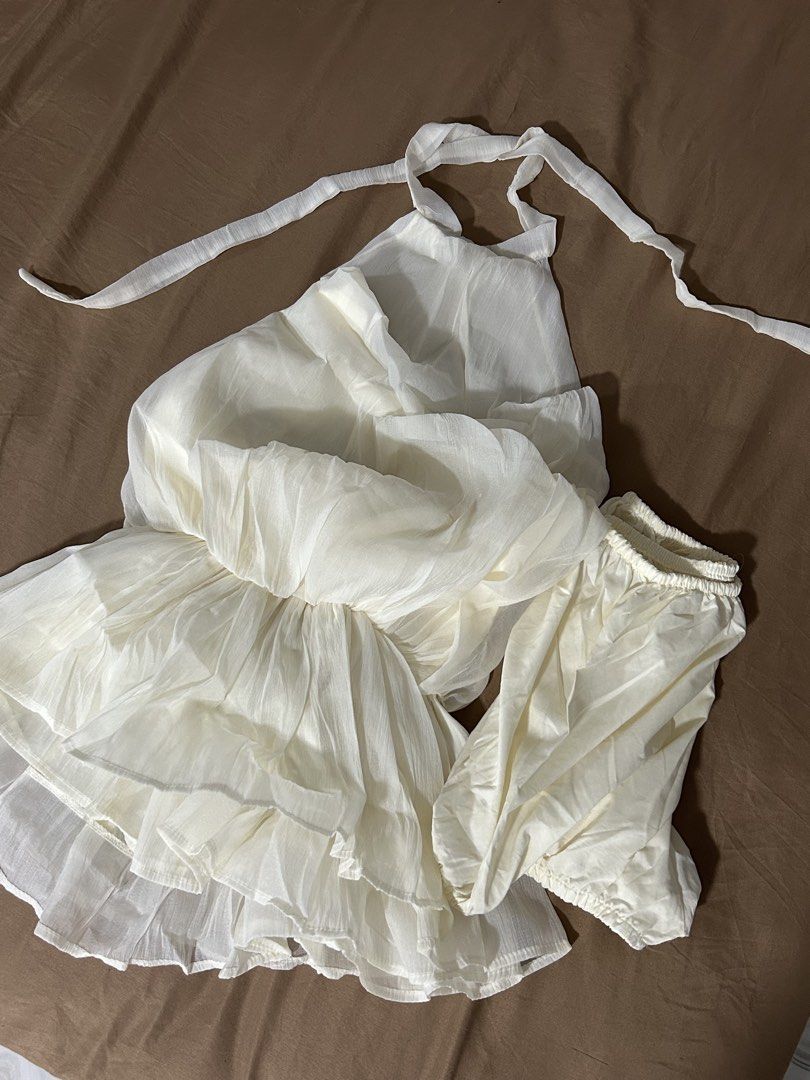 Halter dress with shorts (Category: Dresses) located in Manila. Submitted by purple.cute (Listing ID 1470059465, Image 1). Description: .