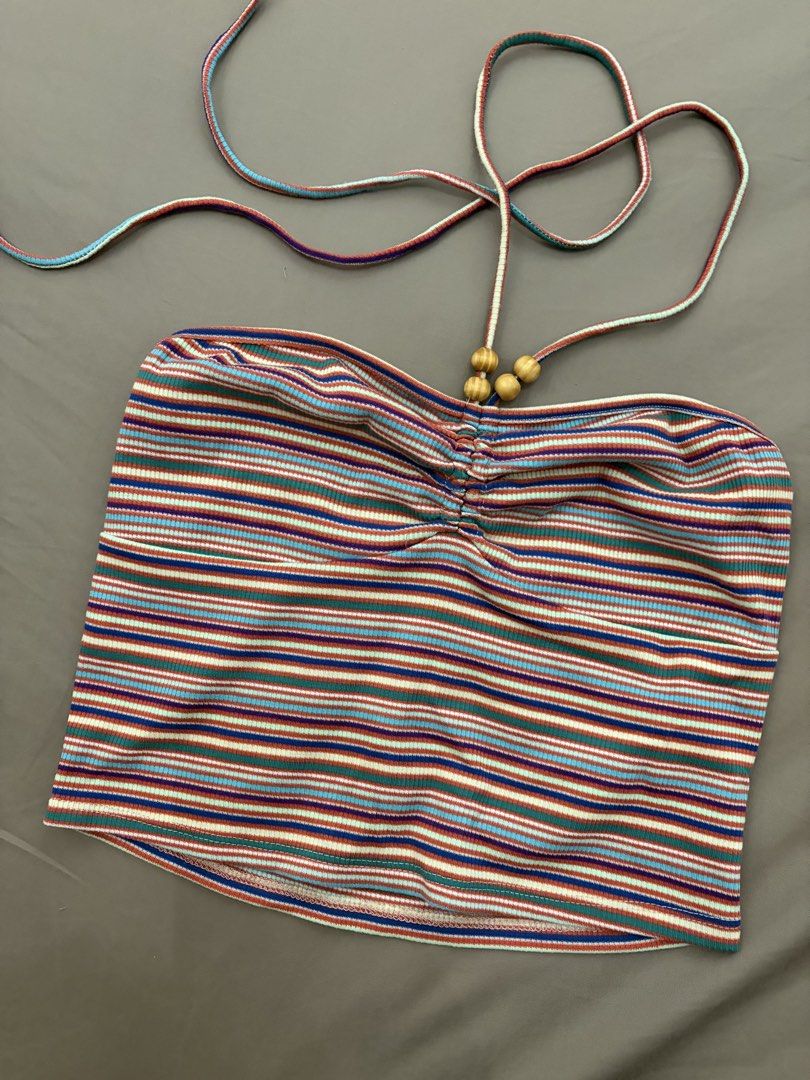 Halter Tube Top (Category: Sleeveless) located in Pasig City. Submitted by gdeclutterwithme (Listing ID 1470123481, Image 2). Description: - Brand: Just G - Size: Small (tag attached) the cutest. i wore this when i go abroad + to the beaches !! i can send when worn pics if u want! dm for more deets:)) 💕.