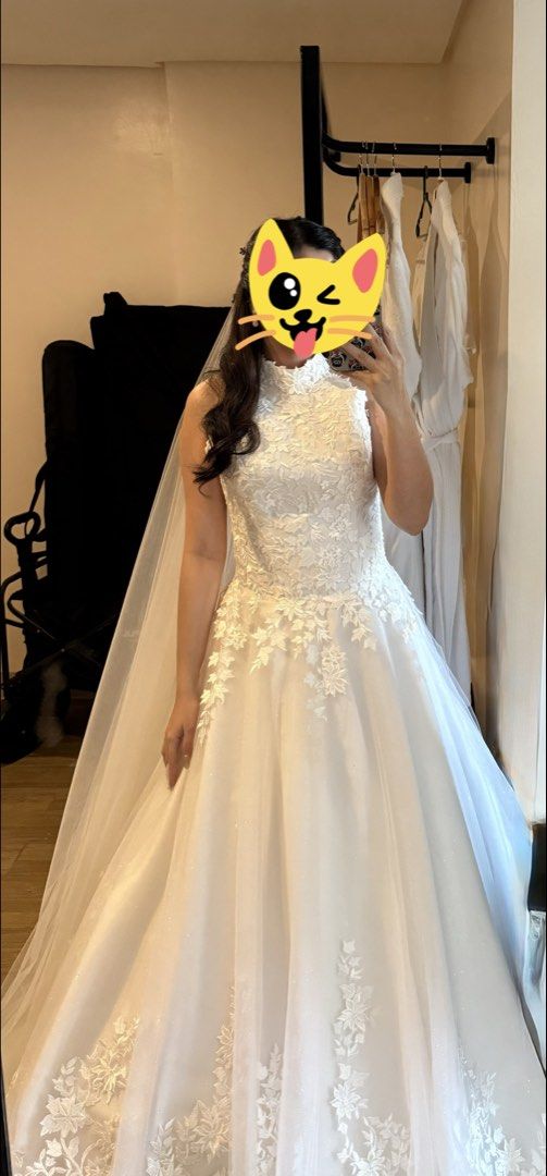 Halter Wedding Gown (Category: Evening dresses & gowns) located in Manila. Submitted by greatdeals_ph (Listing ID 1470037920, Image 1). Description: Original price 38k Used last Oct. 7, 2026.