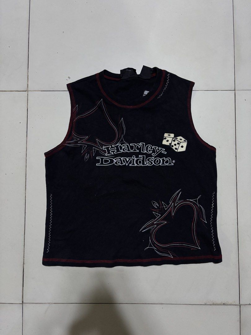 Harley Davidson Dice Unisex (Category: Sleeveless) located in Panabo. Submitted by thrifty.red (Listing ID 1470090291, Image 1). Description: width:19.5 length:22 xl womens can fit medium to large mens Crop .