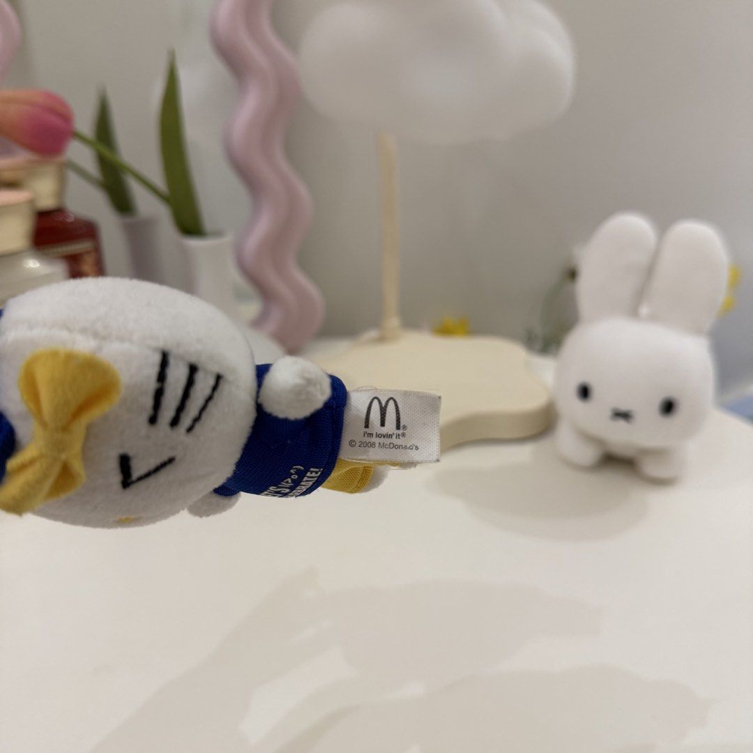 Hello Kitty Mcdo Plus Charm Preloved (Category: Plushies & Soft Toys) located in San Pedro. Submitted by jellybean.co (Listing ID 1470029353, Image 2). Description: .