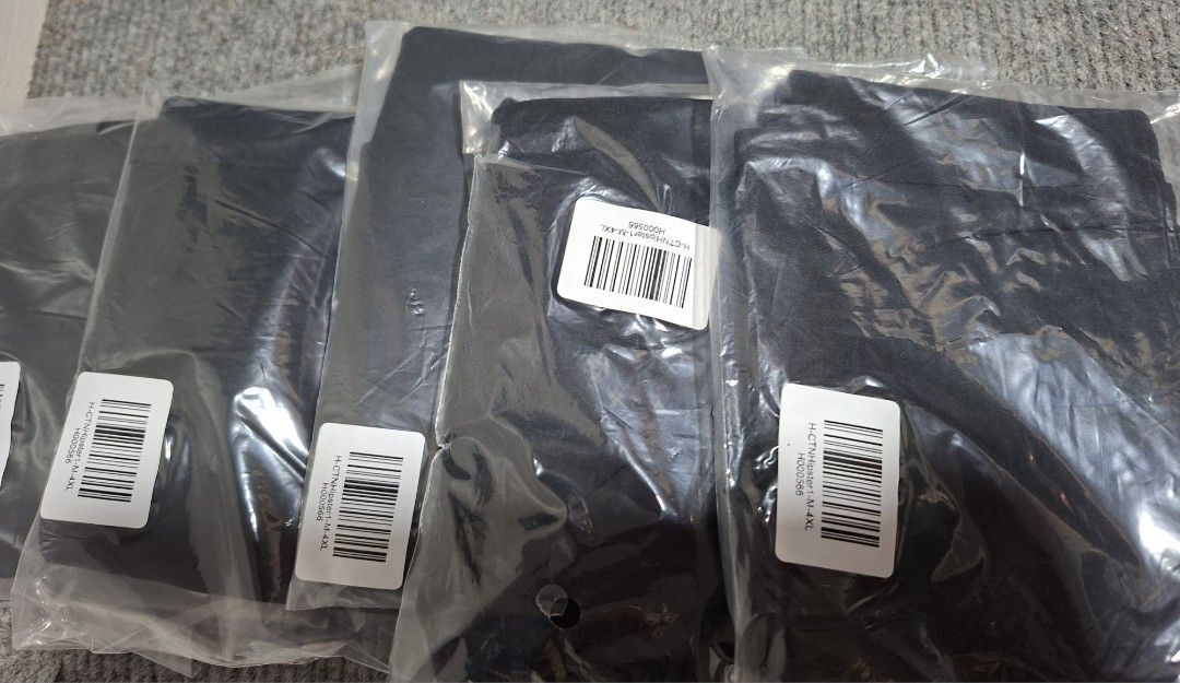 Herah Cotton Seamless panty (Category: Undergarments & Loungewear) located in Caloocan City. Submitted by mrmfqh (Listing ID 1470129727, Image 2). Description: 110 each brand new and sealed selling 4 out of 5 underwear size 4XL Seamless rfs: too large for me.