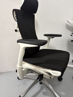 Herman Miller Embody Ergonomic chair, Furniture & Home Living ...