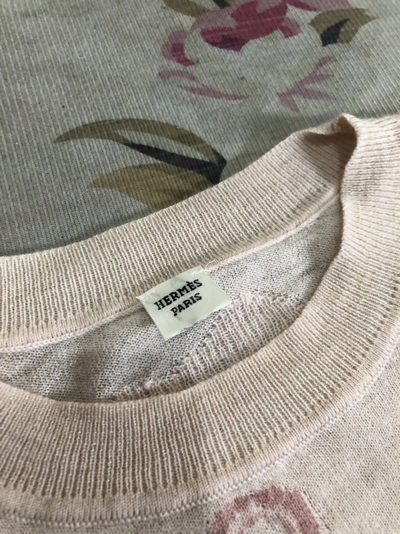 Hermes A/W - 24 Candy Libris Sweater (Category: Coats, Jackets and Outerwear) located in Muntinlupa City. Submitted by afterclass_ph (Listing ID 1469993960, Image 2). Description: .