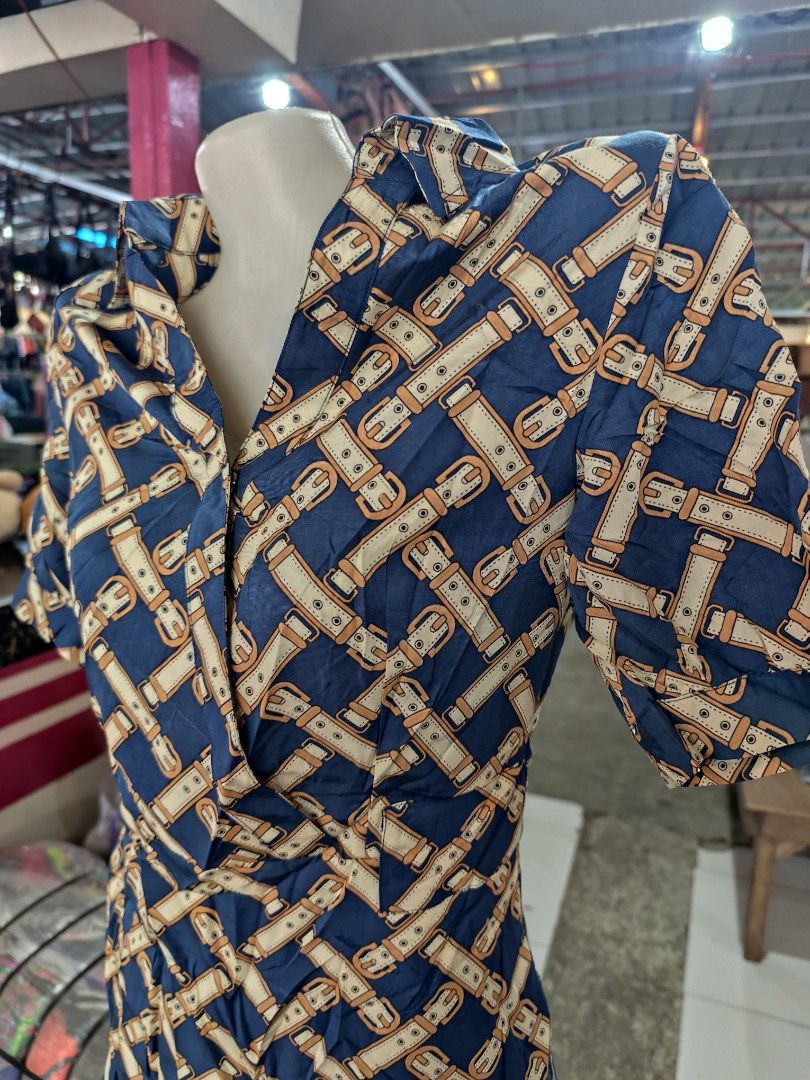 HERMES DRESS (Category: Luxury Apparel) located in Cordova. Submitted by bsb.streetluxvintage.clothing (Listing ID 1469959014, Image 2). Description: Good as new No issue.