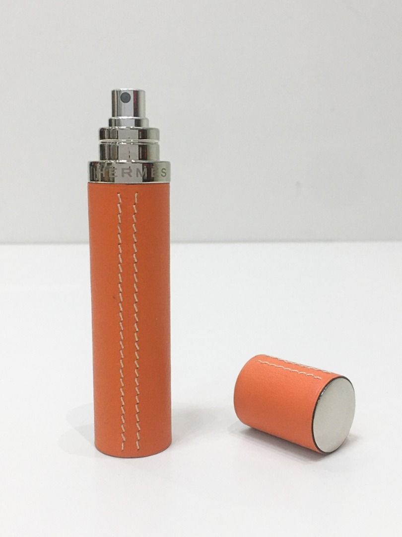 Hermes Refillable Perfume Atomizer Set - Preloved Authentic (Category: Luxury Accessories) located in Santa Rosa. Submitted by brandieshoppe (Listing ID 1470033288, Image 3). Description: ✅ Authentic/Original Preloved ✅ From Japan Auction ✅ Money-back Guaranteed If Proven Fake ✅ Message Us For More Details ✅ Open for Layaway Disclaimer: All items sold are preloved unless otherwise stated as brand new. As pre-owned items, signs of previous use, we