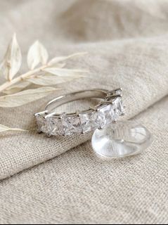 (Category: ) located in . Submitted by allaboutgemsandco (Listing ID 1470044773, Image 1). Description: .