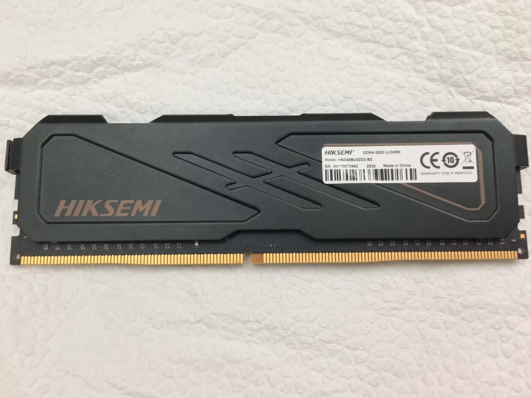 Hiksemi Armor 8GB DDR4 3200MHz (Category: Computer Parts) located in Quezon City. Submitted by jaespag (Listing ID 1470078247, Image 2). Description: - Hiksemi RAM stick featuring a sleek black heatsink armor Used this for like 3-4 months and I upgraded RAM so this is my extra DDR4 - 3200 MHZ If lalamove you pay .