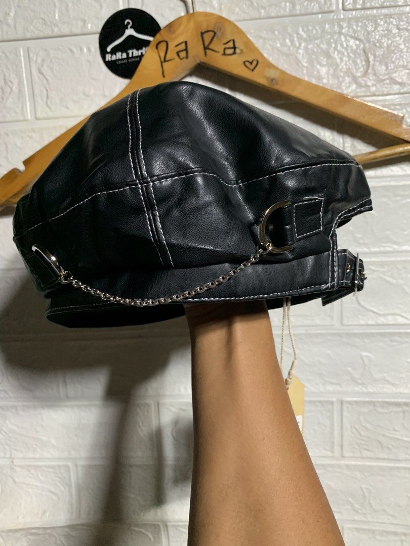 Hisso 🇯🇵 | round berret cap / one size fits all (Category: Caps & Hats) located in Cebu City. Submitted by rarathriftedcb (Listing ID 1470054429, Image 3). Description: Hisso 🇯🇵 ✅ Round berret cap Faux synthetic leather Black with Side chain 🖤 Ultralightweight One size fits all 1,100pesos + sf 95 With hangtags Location : cebu city Page : Rara thrifted Jnt nationwide Message us 📩.