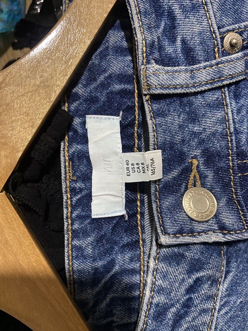 H&M jeans w/ rhinestone (Category: Jeans) located in Lapu-Lapu City. Submitted by denyella (Listing ID 1469976654, Image 3). Description: H&M denim jeans with rhinestone details on the front color: blue denim style: straight leg jeans rise: high waisted size: L ( see picture for reference) NO ISSUES used only once rfs: decluttering price still nego!.