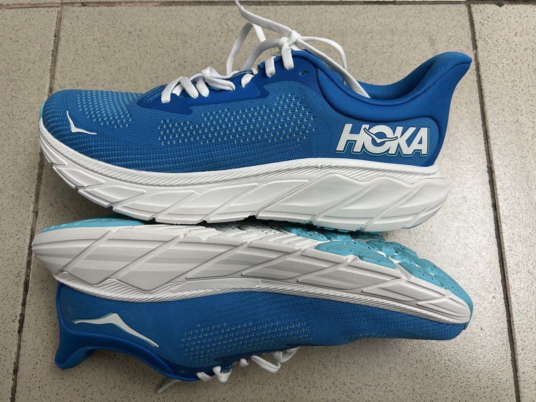 Hoka Arahi 7 (Category: Sneakers) located in Cagayan de Oro. Submitted by jastuffs (Listing ID 1470064452, Image 2). Description: Bought it from NYC 🇺🇸 Size: 9D Original price: 9k+ No box.