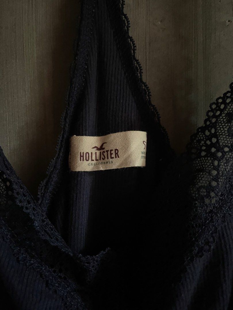 Hollister (Category: Blouses) located in M'Lang. Submitted by thrift_finds2 (Listing ID 1470081400, Image 3). Description: .