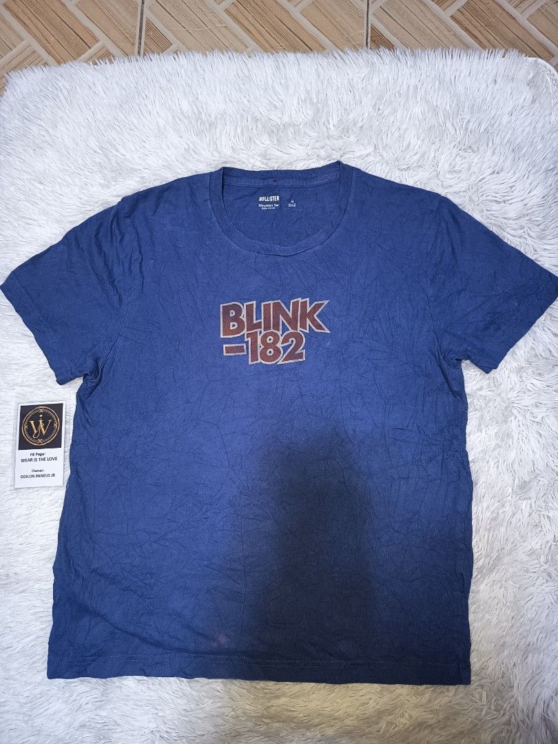 Hollister x Blink -182 Shrunken Tee Dated 2024 (Category: Tshirts & Polo Shirts ) located in Pasay City. Submitted by ODDXX (Listing ID 1470110440, Image 2). Description: Hollister x Blink -182 Shrunken Tee Dated 2024 Medium on Tag Actual Dimes: 18" x 24" Which best Fit to Small Need Wash! 265 Pesos (Free Shipping).