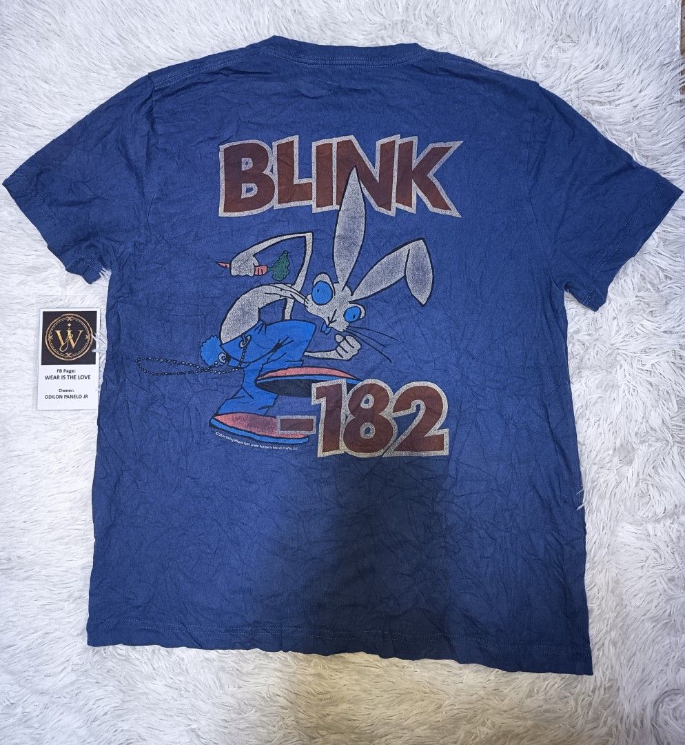 Hollister x Blink -182 Shrunken Tee Dated 2024 (Category: Tshirts & Polo Shirts ) located in Pasay City. Submitted by ODDXX (Listing ID 1470110440, Image 1). Description: Hollister x Blink -182 Shrunken Tee Dated 2024 Medium on Tag Actual Dimes: 18" x 24" Which best Fit to Small Need Wash! 265 Pesos (Free Shipping).