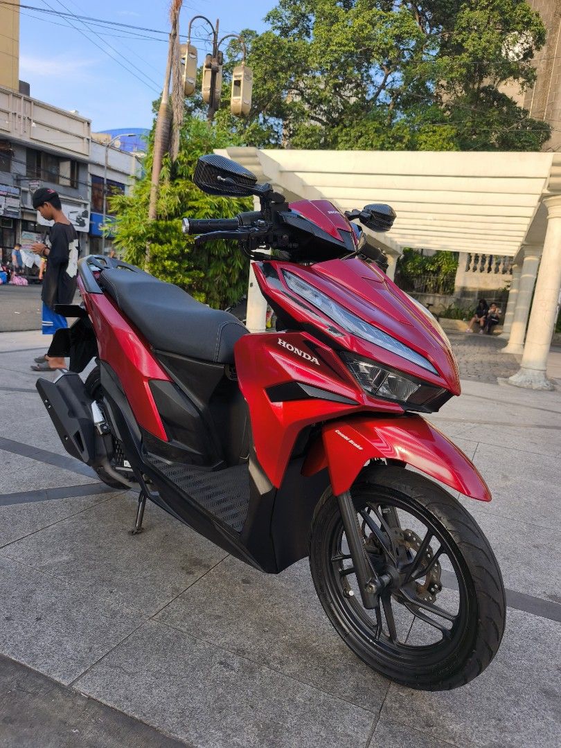 Honda click 125 v3 2024 (Category: Motorbikes for Sale) located in Manila. Submitted by john_bautista (Listing ID 1470049358, Image 2). Description: Ptpa Rush rush rush Honda click v3 Original complete paper (OR CR & MAY PLAKA NA) Registered / Naka rehistro na 52k only (Bigay ko sa presyo mo, masaya tayo dalawa) Tondo manila.