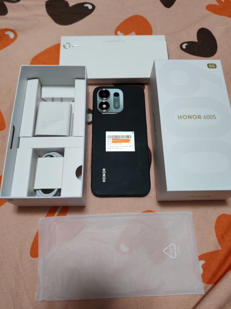 Honor 600s 5g (Category: Android Others) located in Manila. Submitted by skychoochoo (Listing ID 1470130072, Image 1). Description: For sale Honor 600s 5g 8/256 23k mall.price 14500 na lang fix No issue Unli check BRANDNEW po yan Inopen lang for check Di pa nagagamit.
