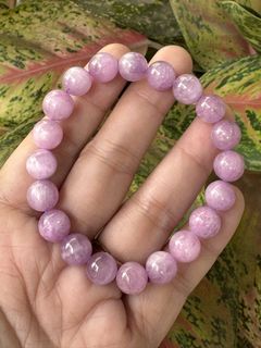 (Category: ) located in . Submitted by selling_low_by_bella_ben (Listing ID 1469999856, Image 1). Description: .