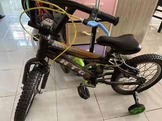 (Category: ) located in . Submitted by vivien01234488 (Listing ID 1470048685, Image 1). Description: .