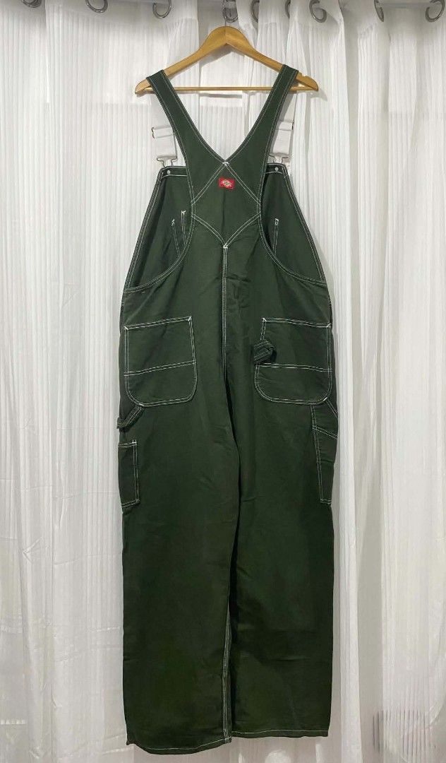 Hunter green Dickies jumper (rare color) (Category: Activewear) located in Tarlac. Submitted by dinnuh4e (Listing ID 1470106952, Image 2). Description: Hunter green Dickies jumper (rare color) Waist 40-44 Length 65 Lo 11.