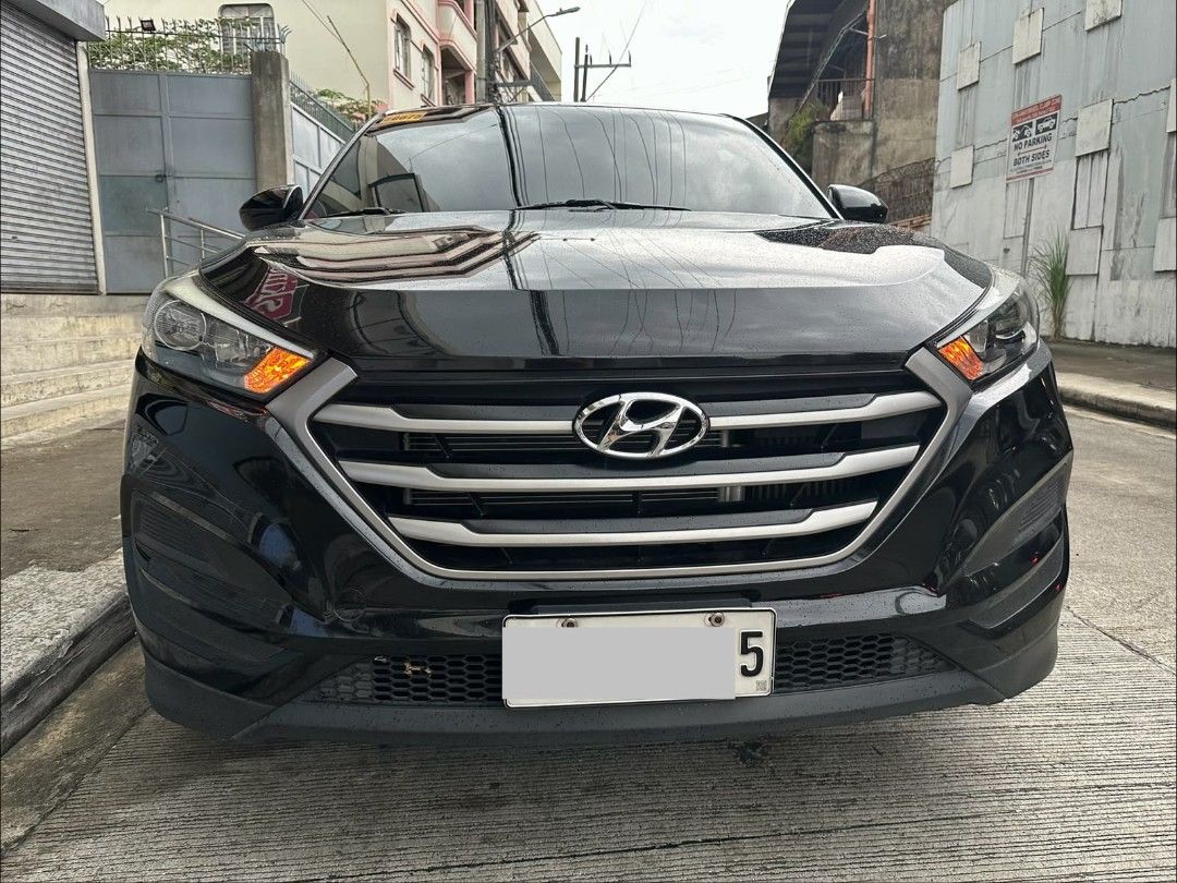 Hyundai Tucson 2.0 CRDi (A) (Category: Used Cars) located in Manila. Submitted by dskl1999 (Listing ID 1469995683, Image 1). Description: 2016 hyundai tucson 73k odo meetups viewing in BGC, eastwood, or ortigas..