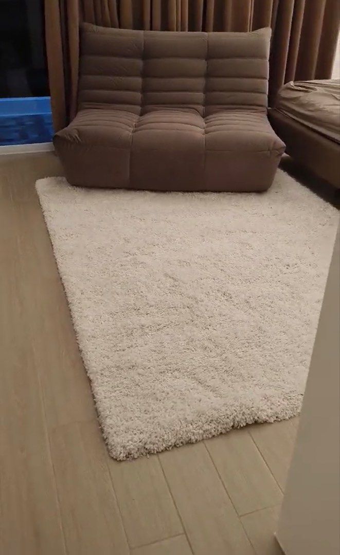 IKEA VOLLERSLEV Carpet 160x230cm (Category: Carpets, Mats & Flooring) located in Rizal. Submitted by mariasdeclutteringshop (Listing ID 1470065307, Image 2). Description: Bought in IKEA on June 2025. RFS: Moving out of the country. .