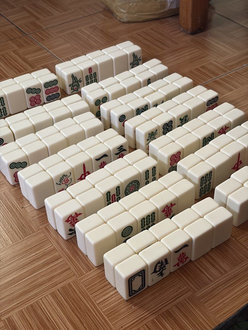 Incomplete mahjong size jumbo heavy (Category: Other Home Decor) located in Baguio. Submitted by suffering (Listing ID 1470079128, Image 1). Description: Brandnew just incomplete Baguio location .