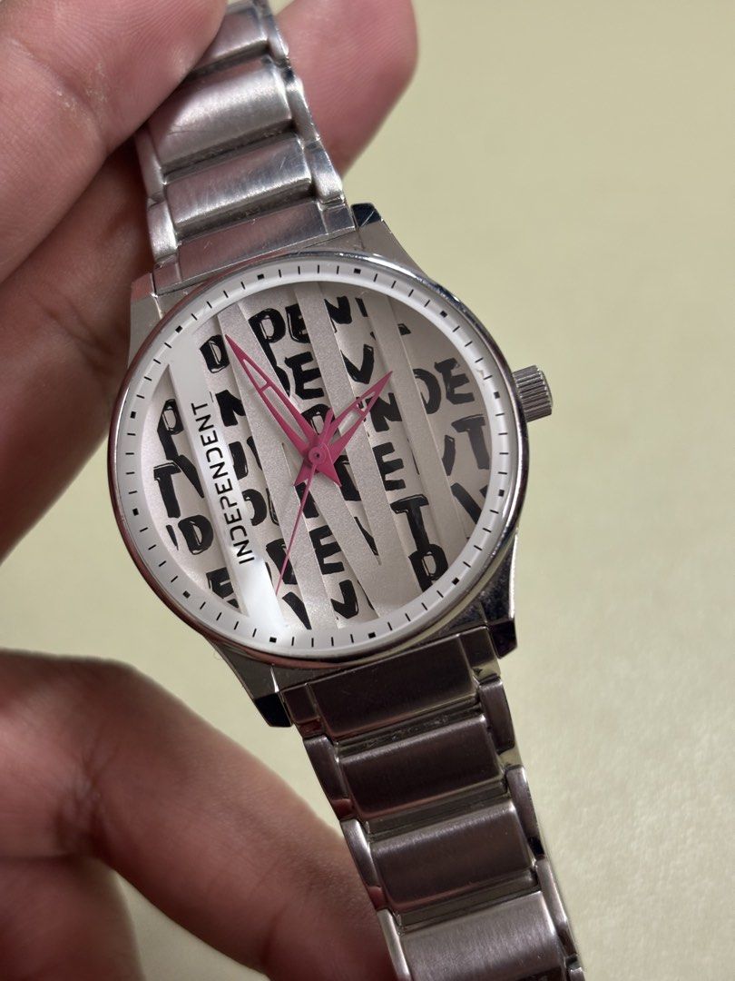 Independent Watch (Category: Men's Watches) located in Bacolod City. Submitted by archives_by_k (Listing ID 1470001200, Image 1). Description: Authentic 1036-003140 38mm crown included 18mm lug width Working Quartz.