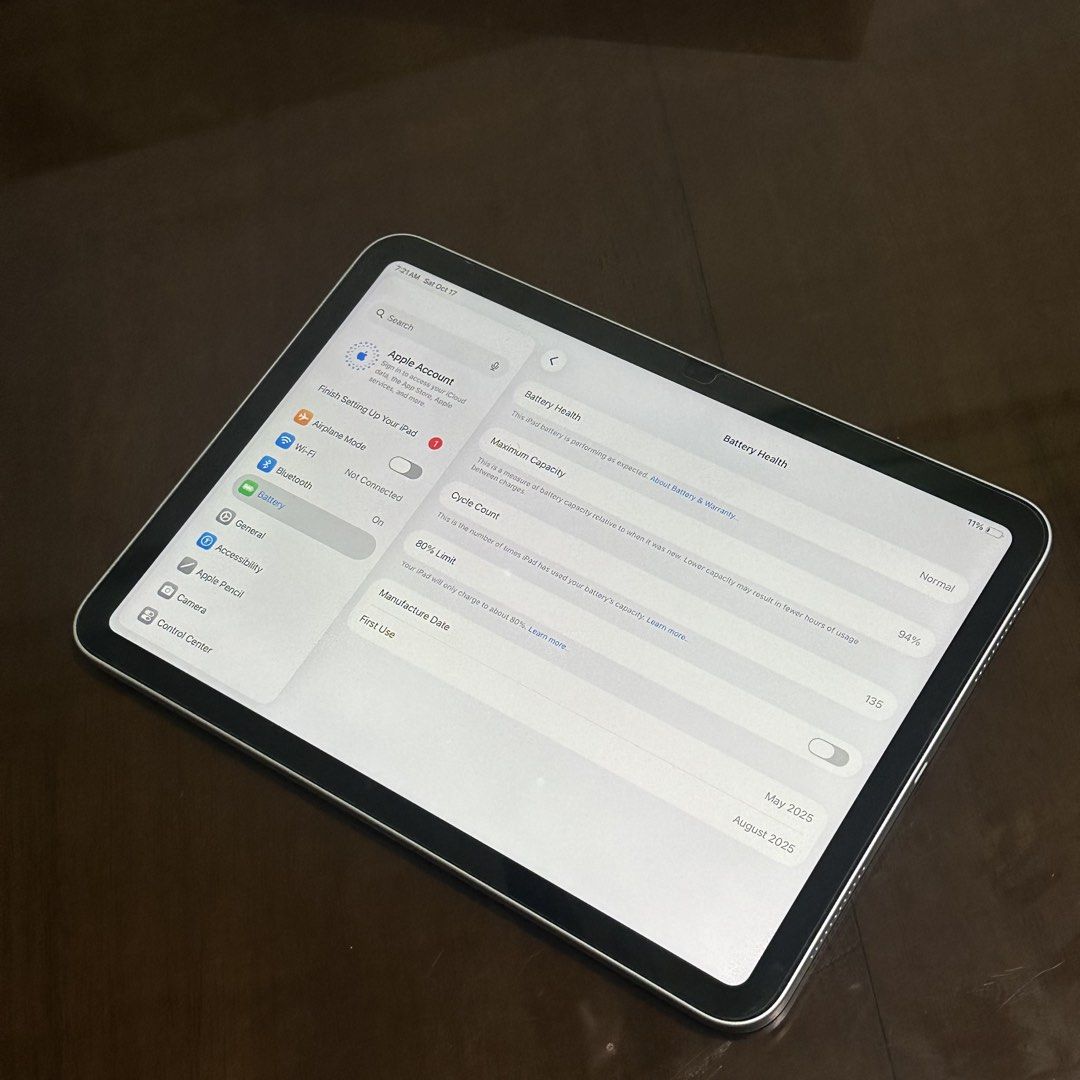 iPad 11th Generation(A16) 128gb no issue! (Category: iPad) located in Manila. Submitted by user0937371 (Listing ID 1470114409, Image 3). Description: iPad 11th Generation(A16) 128gb no issue! 21k fix price (no last price) Good as new condition No issues, all functions working No repair history, all original parts No any scratches or dents 94%battery health 134 cycle count Inclusions: unit,cord, original box, case & tempered (no adapter) Makati / 