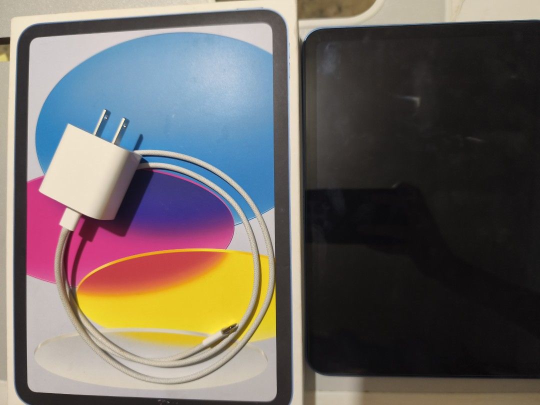 Ipad a16 (91 cycle counts only!!) (Category: iPad) located in Manila. Submitted by xiaojun_dk (Listing ID 1470090897, Image 1). Description: Price is fixed, 21k ko sana ilalagay pero lagay ko na last price para di na magtanong 94bh, 91cc complete inclusions with tempered glass installed I can inlude a brand new case din Pinangnood lang ng kapatid. Very lightly used. With warranty until nov Rfs: Planning to switch to cheaper ipads kung ipangnonood