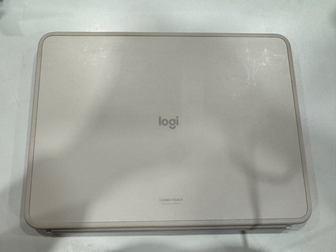 [iPad Air M3/M4 2025] Logitech Combo Touch Detachable Keyboard Case ...