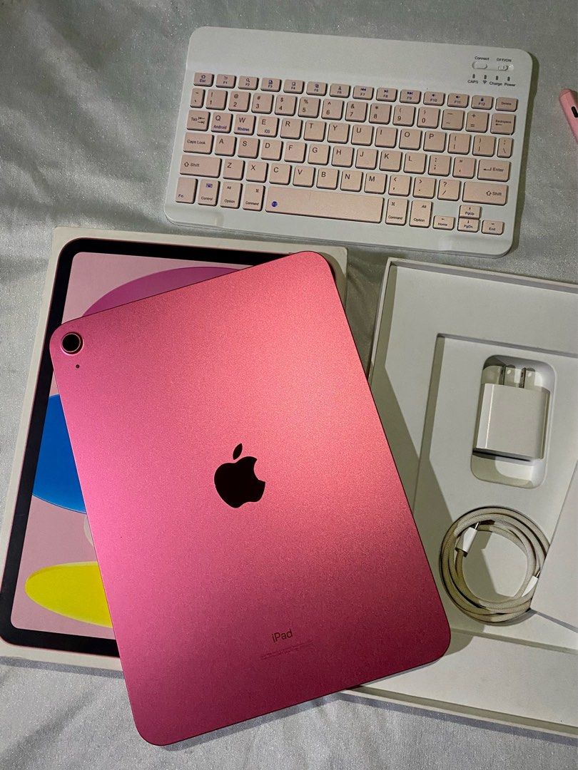 IPAD 10TH GEN 64GB (Category: iPad) located in Bulacan. Submitted by kallieeee (Listing ID 1470079646, Image 1). Description: Selling my iPad 10th Gen 64GB WiFi (Pink) 💗 • Originally bought from powermac • No dents • No history of repair • No issues, all functions working • In very nice condition, sobrang kinis po (lady owned) Inclusions: • Unit • Case • Original Box • Original Cable and Adaptor • Goojodoq Pencil • Bluetooth Keyboard ₱18,500 (Ne