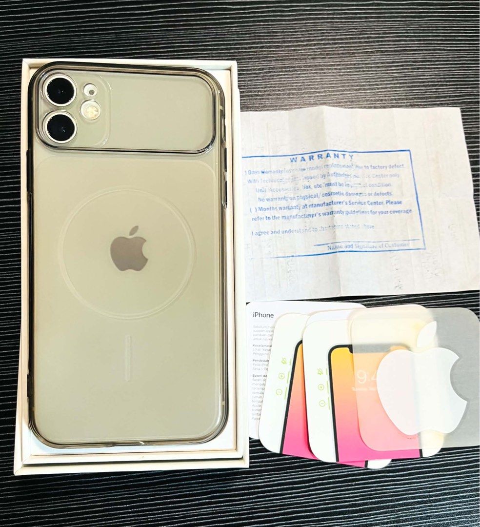 iPhone 11 128 (Category: iPhone 11 Series) located in Cainta. Submitted by gonzagajuanclo (Listing ID 1470039627, Image 2). Description: iPhone 11 128gb ✅ Lady Owned Phone ✅ Good as New Condition ✅ All Original Parts ✅ Open Line ✅ No History of Repair ✅ Comes with Original Box & Papers ✅ Included Warranty Receipt ✅ Included New Case ✅ No Hidden Issue ✅ Unli Reset ✅ Good for Daily or pang Gift Location Cainta Rizal 9,499 lng.