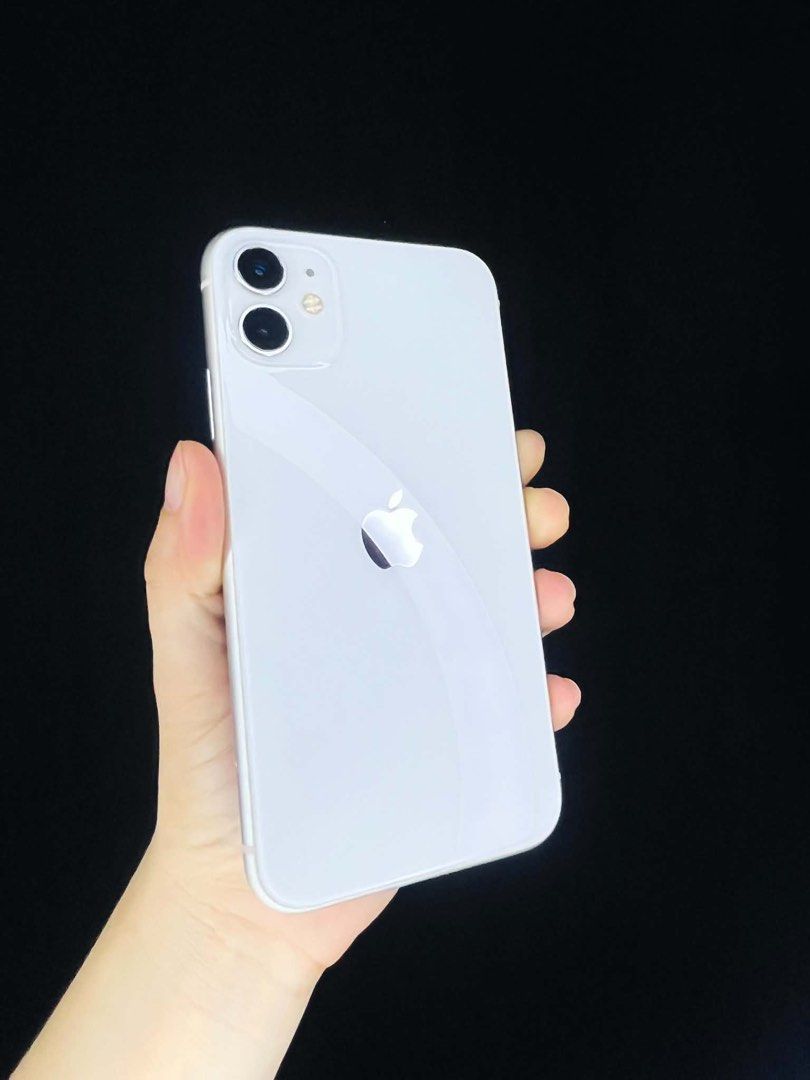 iPhone 11 128 (Category: iPhone 11 Series) located in Cainta. Submitted by gonzagajuanclo (Listing ID 1470039627, Image 3). Description: iPhone 11 128gb ✅ Lady Owned Phone ✅ Good as New Condition ✅ All Original Parts ✅ Open Line ✅ No History of Repair ✅ Comes with Original Box & Papers ✅ Included Warranty Receipt ✅ Included New Case ✅ No Hidden Issue ✅ Unli Reset ✅ Good for Daily or pang Gift Location Cainta Rizal 9,499 lng.