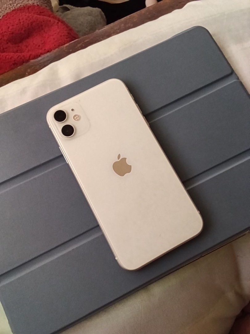 IPHONE 11 128gb (Category: iPhone 11 Series) located in Paranaque City. Submitted by sunnycloud_ (Listing ID 1470016230, Image 1). Description: FOR SALE: iPhone 11 128GB 📱✨ 💗 Storage: 128GB 🔋 Battery Health: 100% 📱 Model: iPhone 11 💾 Storage: 128GB ✅ Good for daily use ✅ Smooth performance ✅ Perfect for photos, social media, and everyday apps 📍 Meetup / location: Parañaque/Pasay 📩 DM me for inquiries, more pictures, and actual unit details