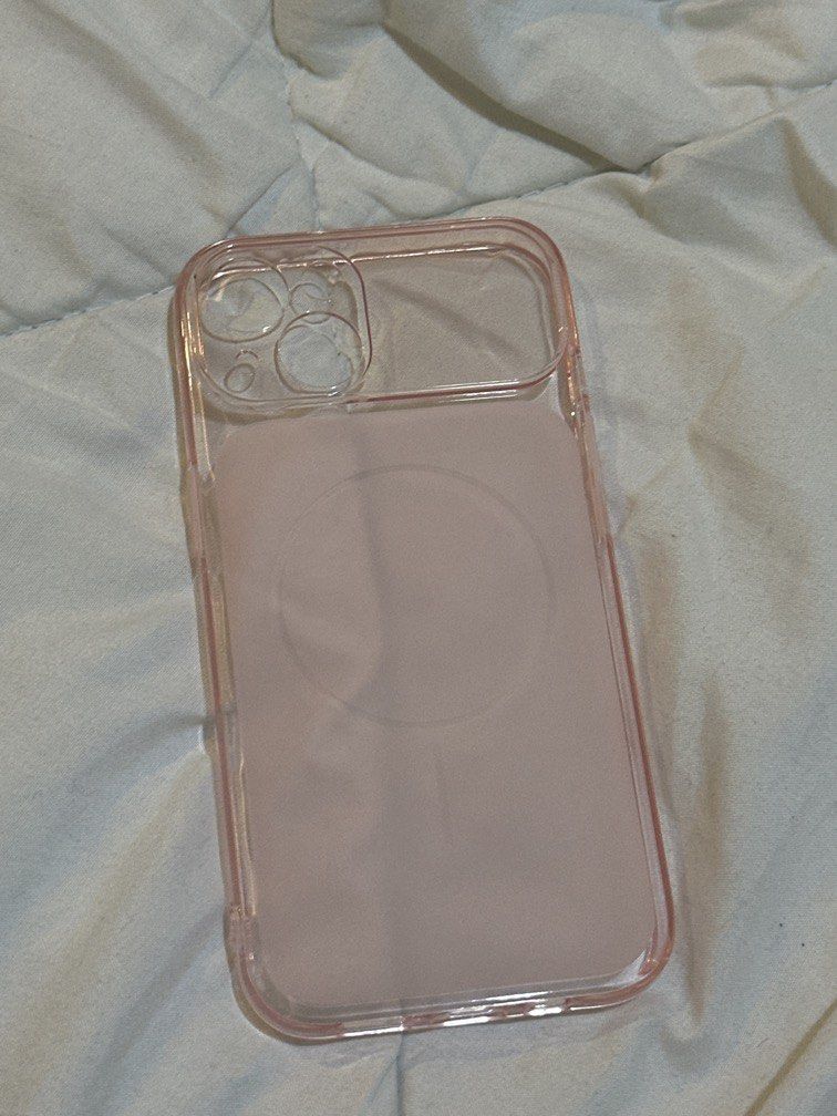 iPhone 13 Pink Clear Case (Category: Cases & Sleeves) located in Taguig. Submitted by chrryblssmhvn (Listing ID 1470104522, Image 2). Description: mali bili ko huhu i have iPhone 14 Pro.