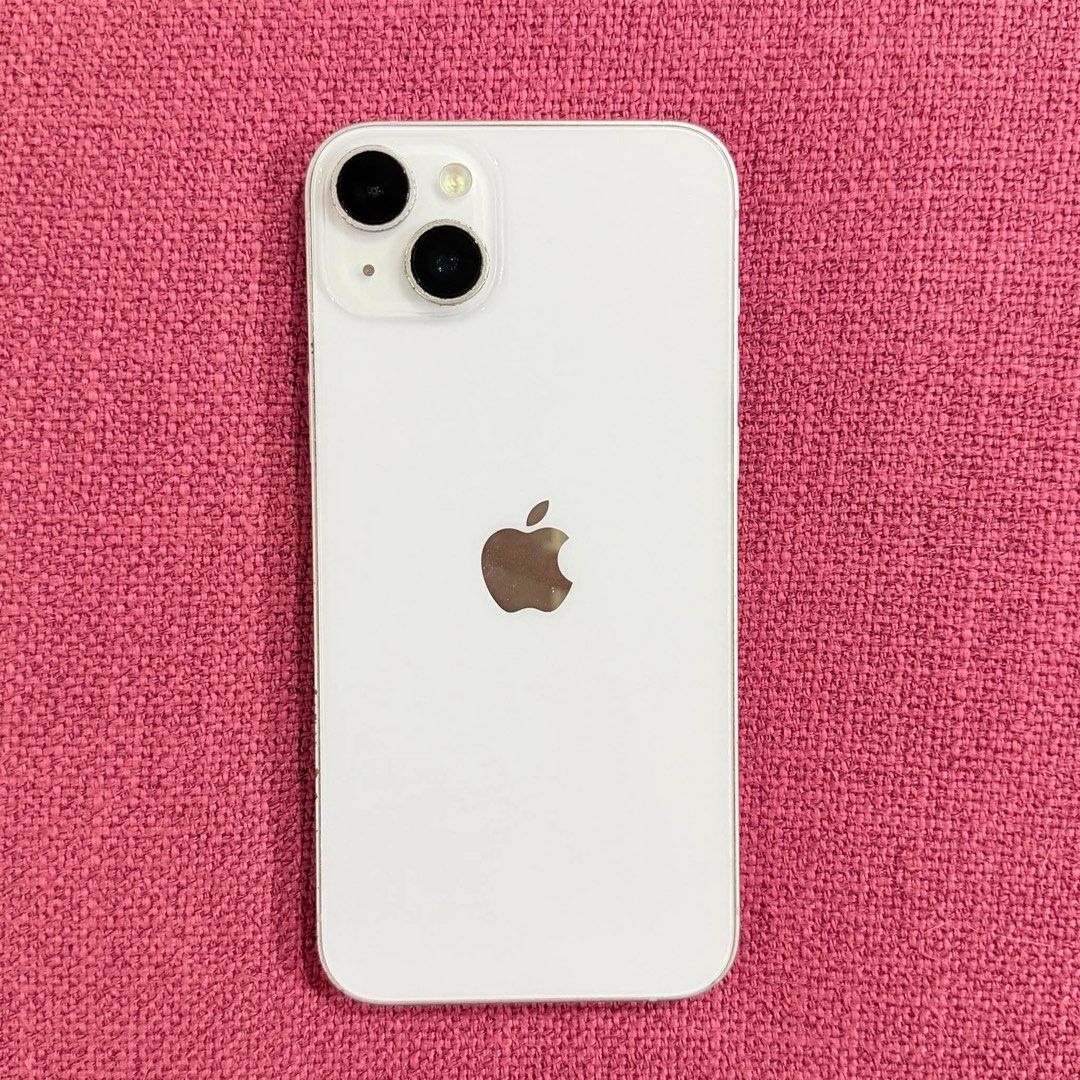 Iphone 14 plus 128gb 76BH (Category: iPhone 14 Series) located in Binan City. Submitted by coat_inthemiddle (Listing ID 1470063121, Image 2). Description: - Model: iPhone 14 Plus - Storage: 128GB - Color: Purple - Inclusion: Original box only - Condition: Good working condition with visible minor wear/scuffs on the side frame and charging port area as shown in photos -76% BH.