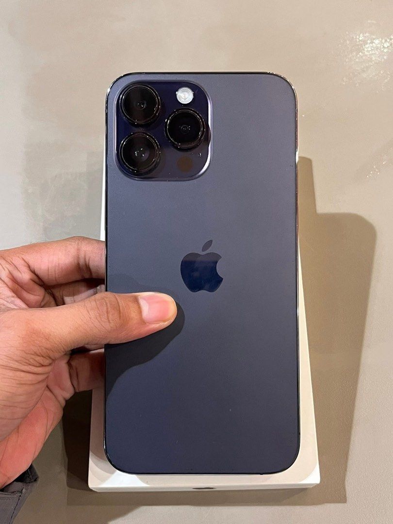 iPhone 14 Pro Max 256gb (Category: iPhone 14 Series) located in Quezon City. Submitted by cmh0122 (Listing ID 1470136477, Image 1). Description: Price is fixed. No more haggling. Details: • 256gb • 75% Battery Health • No replaced parts • Can use any SIM • No functional issues • Just some minimal scratches on the body frame • Original Box • Original Cord Bundle with my iPad listing, ₱51,000. .
