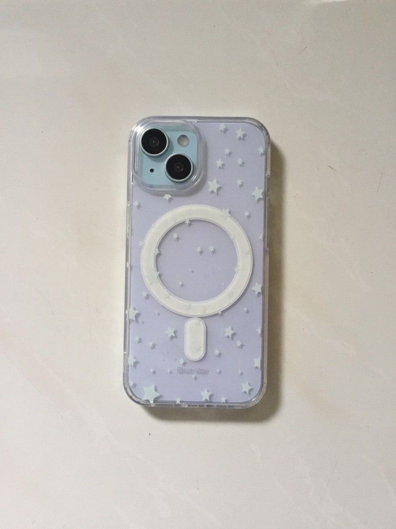 iPhone 15 casing (Category: Cases & Covers) located in Kuala Lumpur. Submitted by eleanor_20080628 (Listing ID 1470100954, Image 1). Description: ⚠️ WE ONLY TAKE TNG QR. ⚠️ ⚠️ WE DONT TAKE BANK, ANY MONEY TRANSFERED USING BANK, WE WILL NOT RETURN THE MONEY⚠️ -Compatible with iPhone 15 -Clear case design with cute white stars -Features a built-in MagSafe magnetic ring for easy charging -Transparent sides with solid camera protection cutout OG pric
