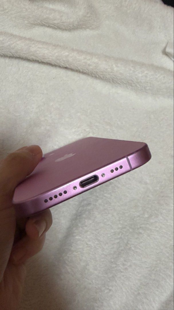Iphone 16 256 gb (Category: iPhone 16 Series) located in Bulacan. Submitted by msdavid (Listing ID 1470072786, Image 3). Description: Selling my iphone 16 Smooth 83% battery health Includes : receipt from powermac , paperbag, charginb cord (brand new/ not used) Rfs : i upgraded to ip18.