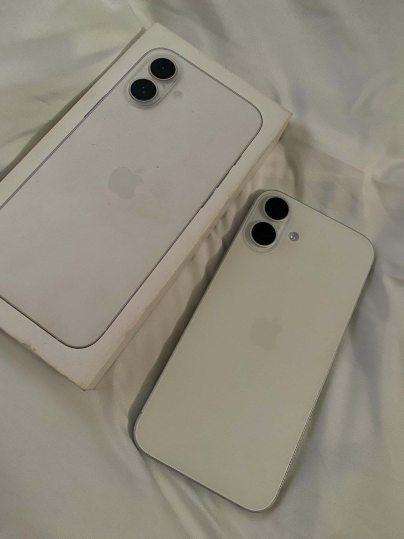 Iphone 16 plus 128gb (Category: iPhone 16 Series) located in Manila. Submitted by fiercestar.a314bf (Listing ID 1469974328, Image 1). Description: FOR SALE ‼️ iPhone 16 Plus (White) 🤍 💸 ₱38,000 ONLY! 📱 UNIT DETAILS 128GB Storage Factory Unlocked ZP/A (Local Released) 96% Battery Health (orig super kunat) No hidden issues Never repaired All functions working perfectly Unlimited checking upon meet-up 📦 Inclusions Original box Original Type-C ca