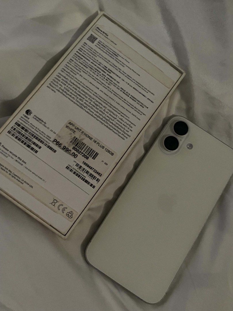 Iphone 16 plus 128gb (Category: iPhone 16 Series) located in Manila. Submitted by fiercestar.a314bf (Listing ID 1469974328, Image 2). Description: FOR SALE ‼️ iPhone 16 Plus (White) 🤍 💸 ₱38,000 ONLY! 📱 UNIT DETAILS 128GB Storage Factory Unlocked ZP/A (Local Released) 96% Battery Health (orig super kunat) No hidden issues Never repaired All functions working perfectly Unlimited checking upon meet-up 📦 Inclusions Original box Original Type-C ca