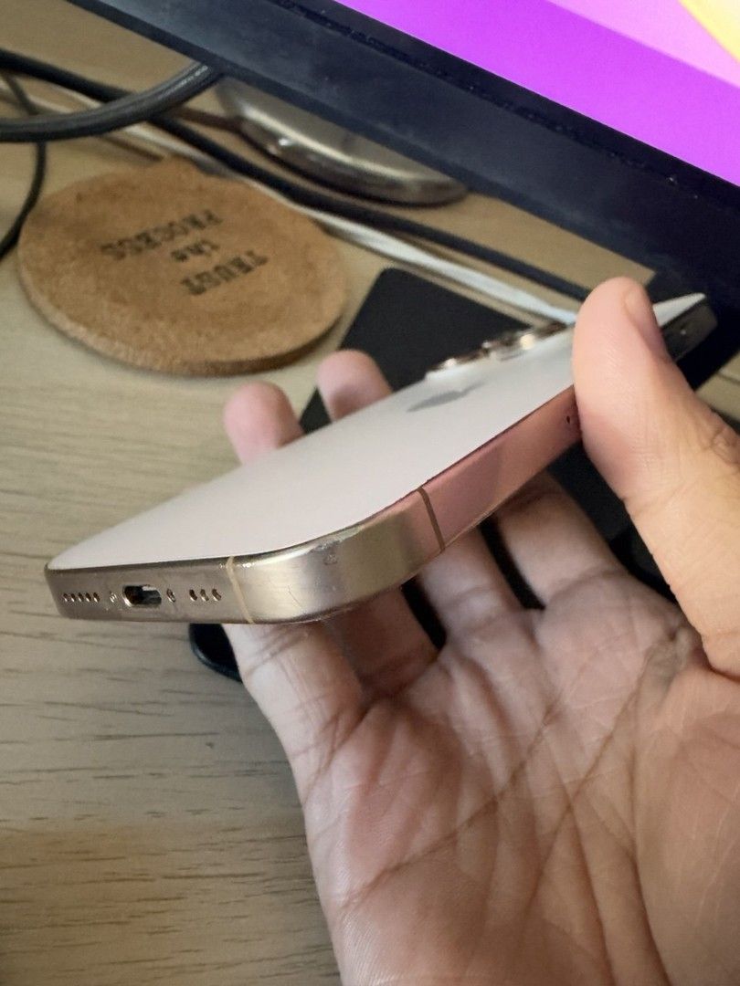 iPhone 16 Pro (Category: iPhone 16 Series) located in Marikina City. Submitted by marcgascon (Listing ID 1469971273, Image 3). Description: rfs: upgrade last price, selling 35k before with minor scratches (see pics) Smarr network locked phone only, no box and charging cable.