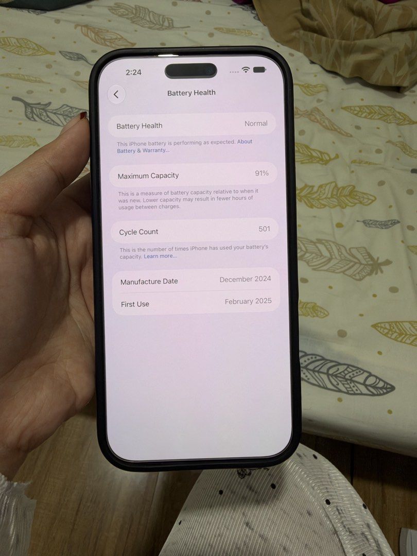 Iphone 16 pro max 256gb (Category: iPhone 16 Series) located in Caloocan City. Submitted by ablue25 (Listing ID 1470075644, Image 2). Description: Iphone 16PM Black Titanium ✔️ BH: 91% ✔️ Lady-owned, pwedeng pwede sa maarte ✔️ Good as new ✔️ No hidden issues and di pa napapalitan ng battery ✔️ No repair history ✔️ No icloud issues ✔️ Ilalagay nyo nlng apple acct and ready to use na ✔️ Working true tone and face ID ✔️ Open-line unit ✔️ W/ box same