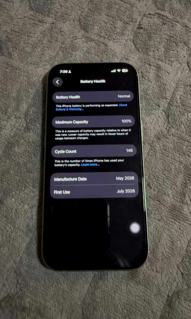 Iphone 17 (Category: iPhone 17 Series) located in Manila. Submitted by djmike69 (Listing ID 1469996435, Image 3). Description: slightly used 100% battery.