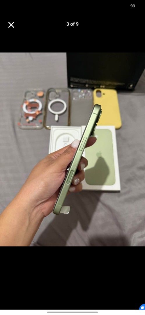 iPhone 17 256gb (Category: Cases & Sleeves) located in Angeles City. Submitted by koko04 (Listing ID 1470027623, Image 2). Description: For Sale Only Original Iphone 17 256gb Sage 95% bh 281 cc Lady owned Inclusions: Unit Box Cases Paper Bag Tempered installed Meet up around Angeles or nearby.