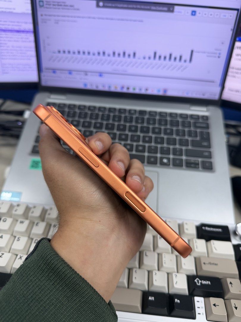 iPhone 17 Pro (Category: iPhone 17 Series) located in Quezon City. Submitted by yourangel11 (Listing ID 1470077486, Image 2). Description: Iphone 17 pro Cosmic orange 256gb Openline Personal used Complete 100 bh Bought from the loop last july Issue: 1 dent paint scratch Loc: QC Selling 55k.